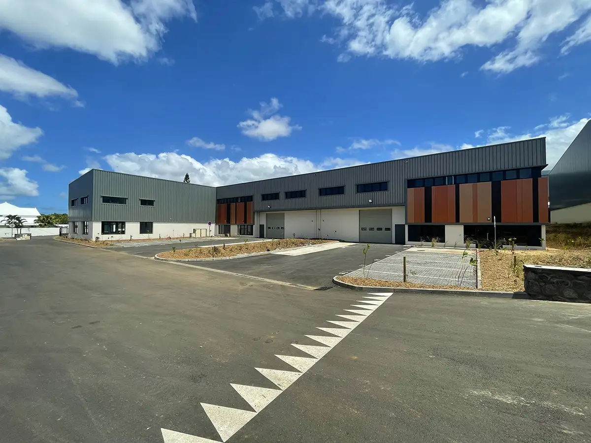 Vue entrepôts -Innovespace Concorde - locaux d'entreprises - Opale Réunion